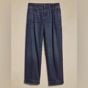 Banana Republic Luxe mid-rise straight jeans Size 27/4 NWOT